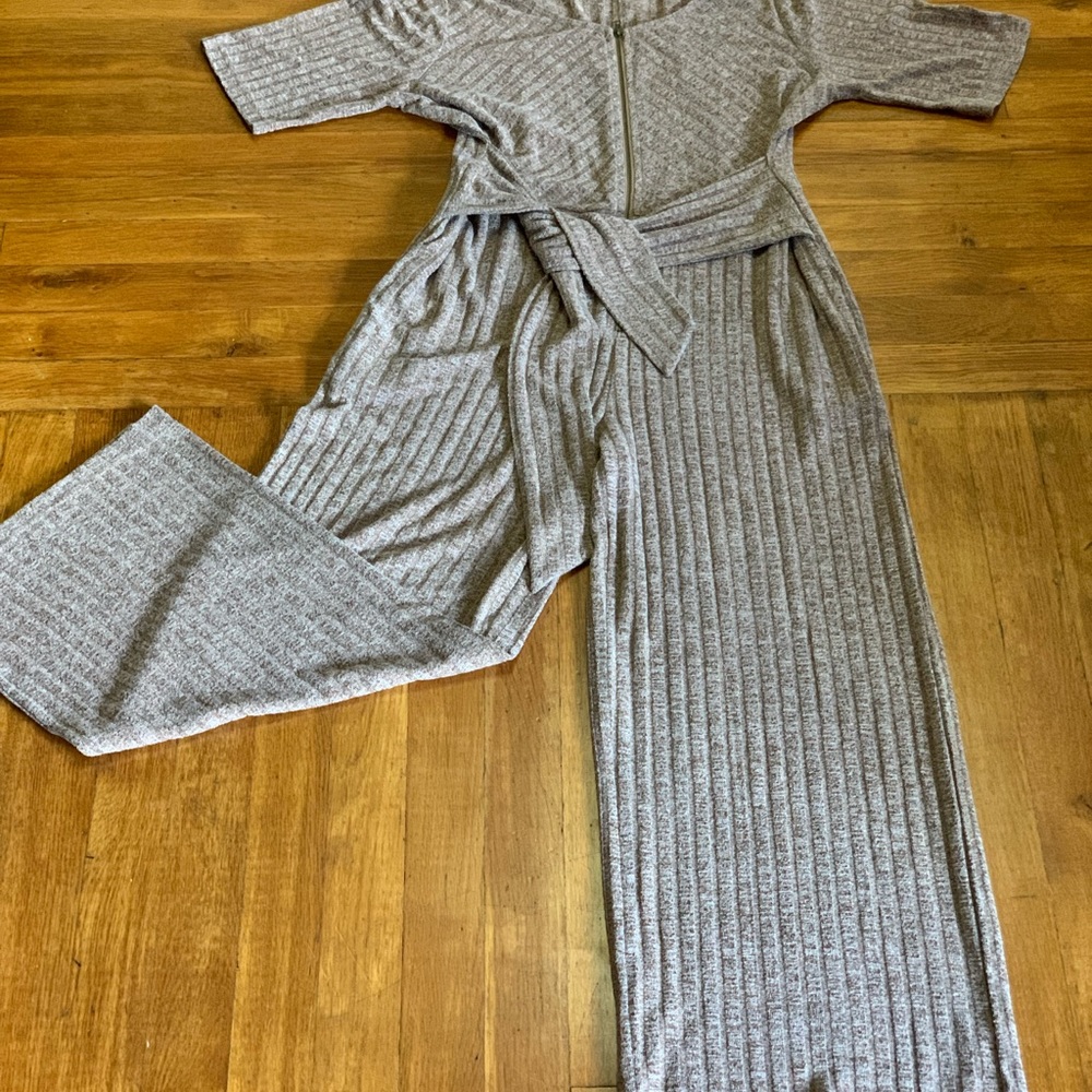 Polagram Soft & Comfortable Jumpsuit. Brown. Size: M